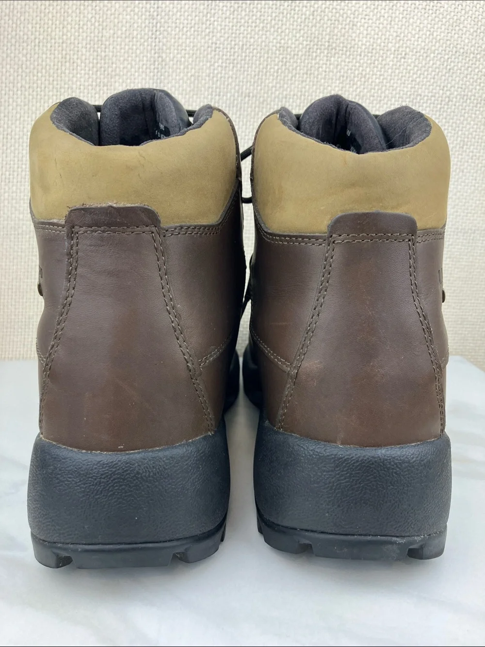LL Bean GTX Leather Mid Hiking Boots FLAW